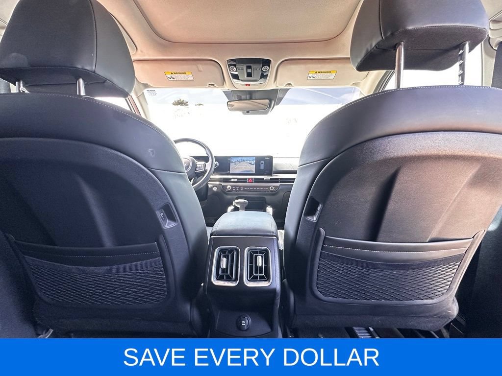 Used 2025 Kia Sorento S w/ Panoramic Sunroof Package FWD image 17