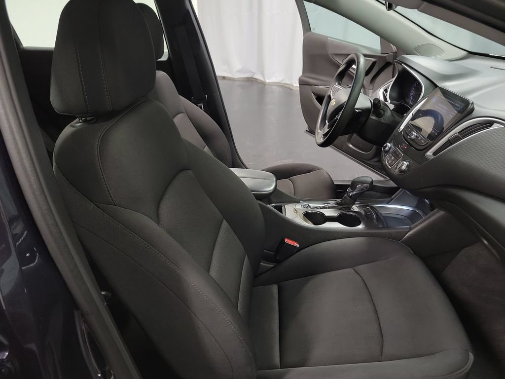 Used 2023 Chevrolet Malibu LT FWD image 25