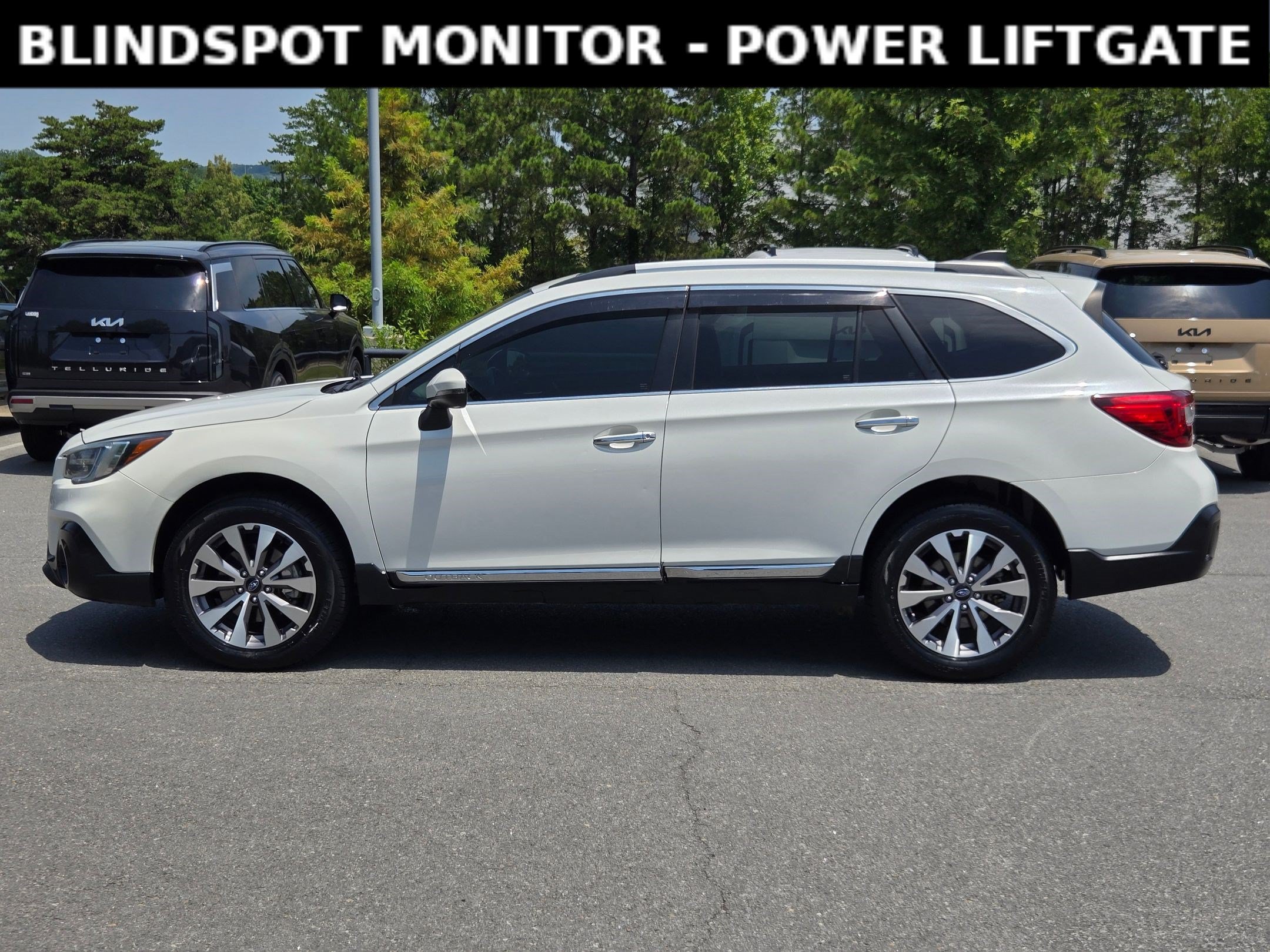 Used 2019 Subaru Outback 2.5i Touring AWD/4WD image 4