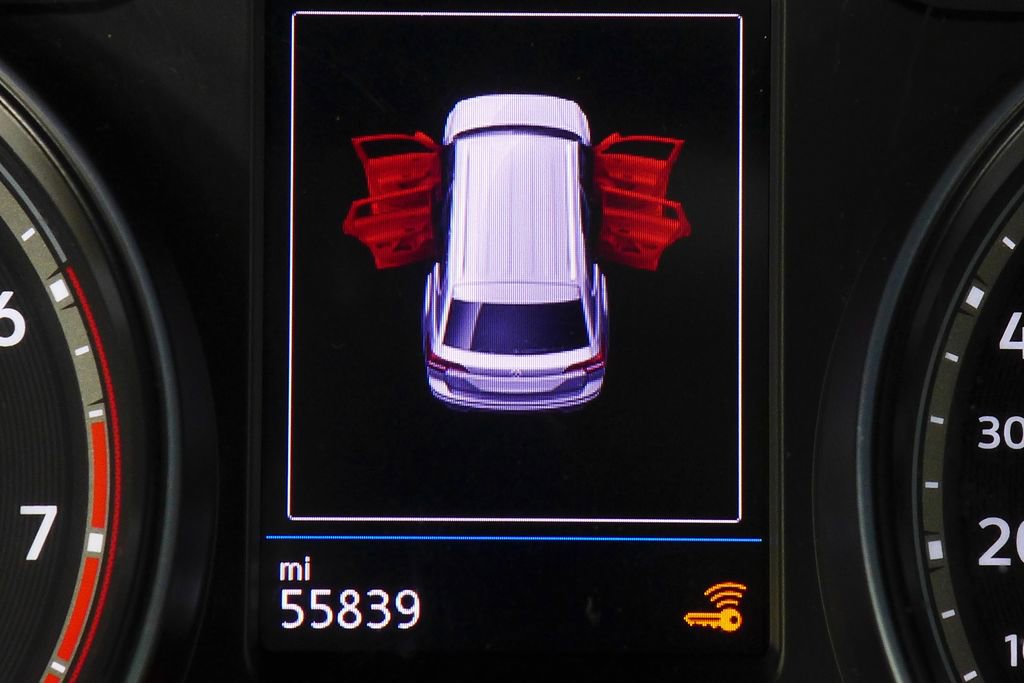 Used 2021 Volkswagen Atlas SE w/ Panoramic Sunroof Package image 33