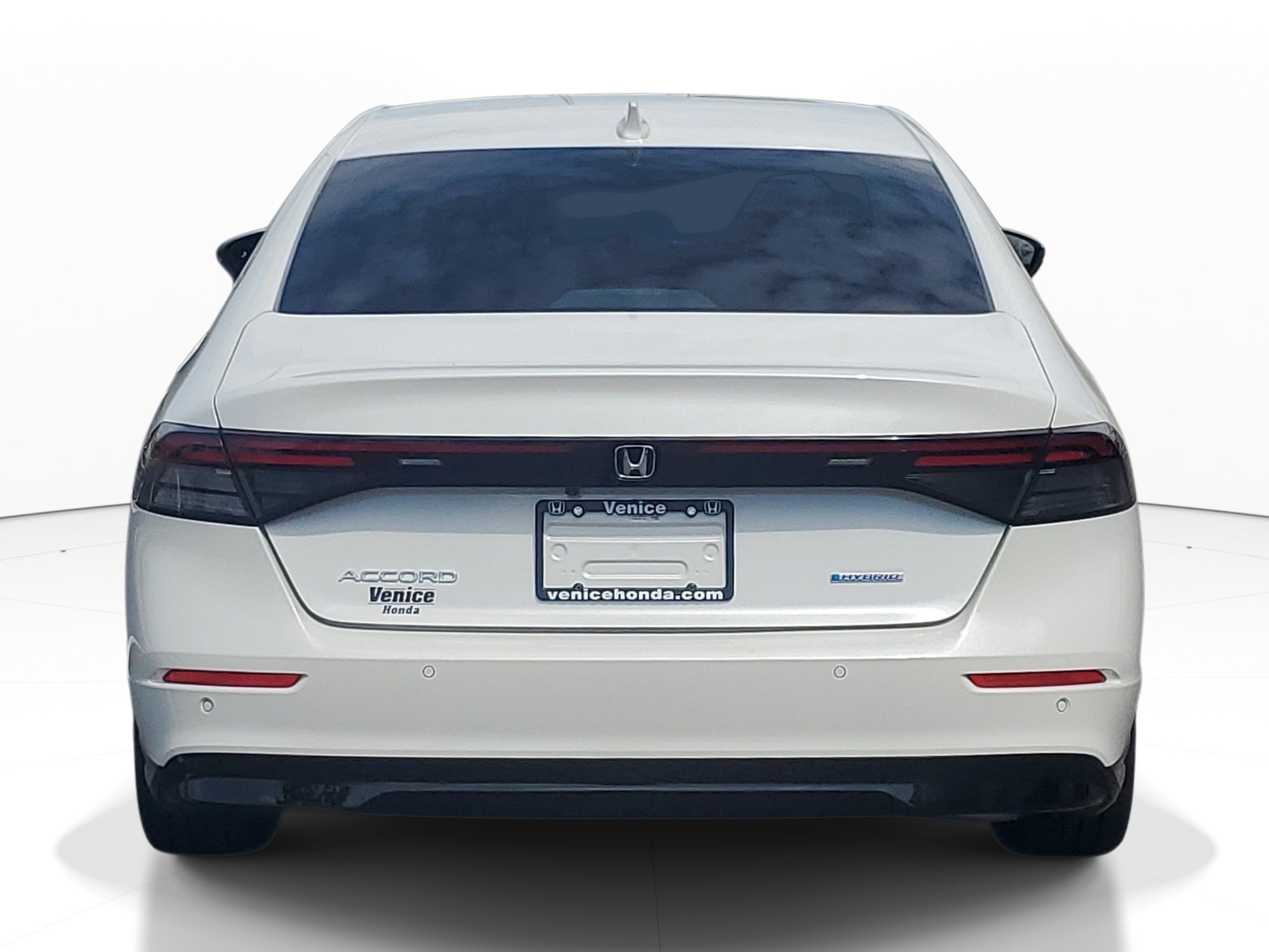 Used 2024 Honda Accord EX-L image 5