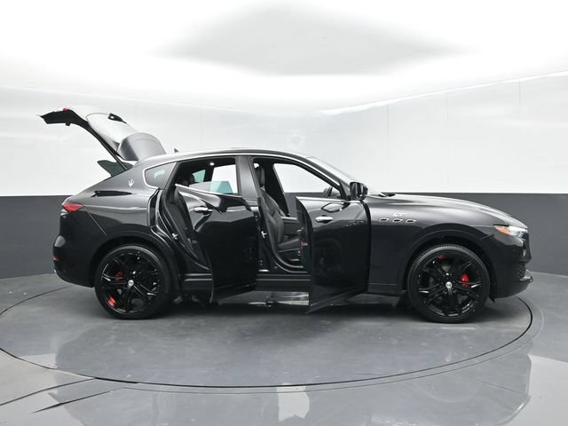 Used 2023 Maserati Levante GT AWD/4WD image 69
