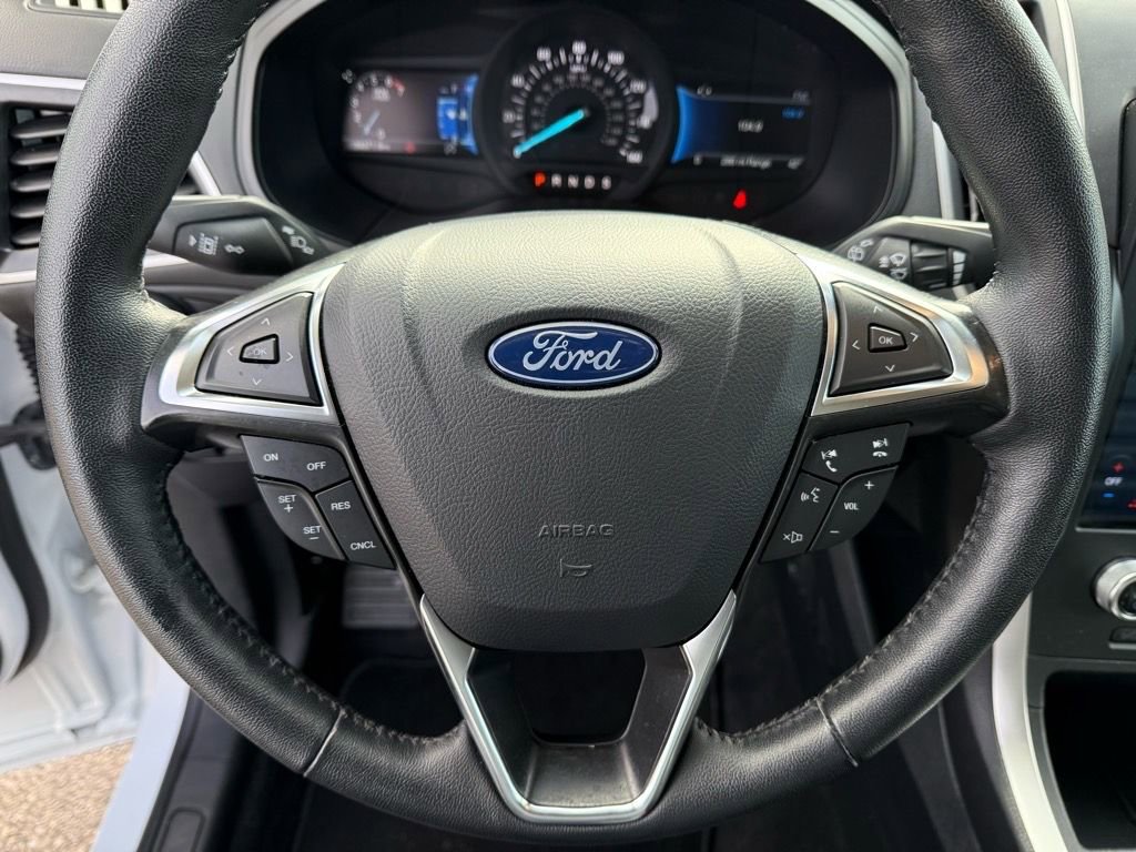 Used 2024 Ford Edge SEL image 19