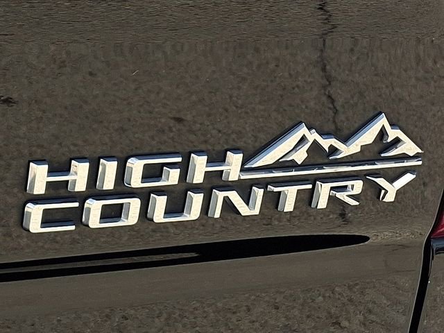 Used 2021 Chevrolet Silverado 1500 High Country w/ Technology Package AWD/4WD image 32