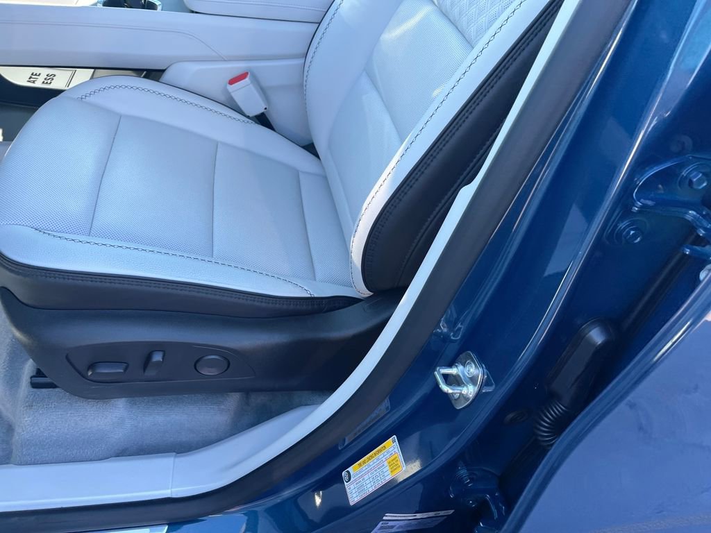 Used 2026 GMC Acadia Denali w/ Super Cruise Package image 21