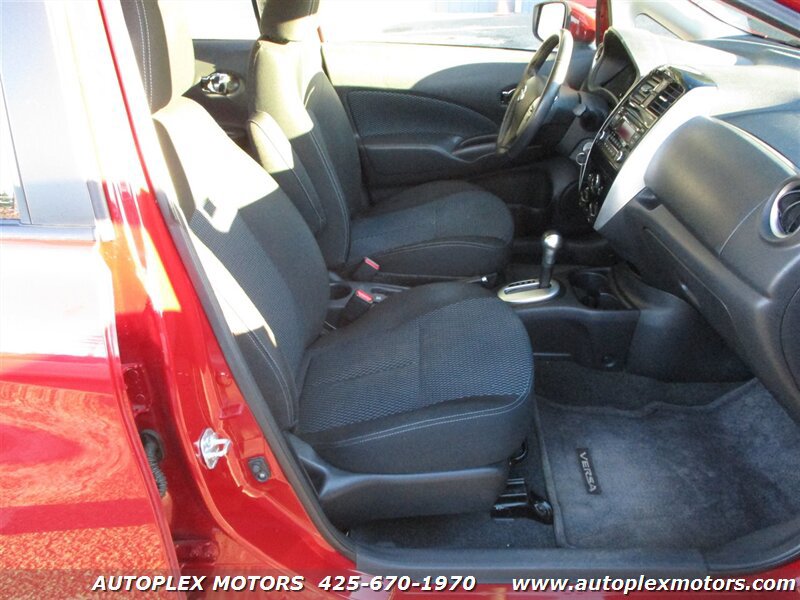 Used 2015 Nissan Versa Note SV FWD image 14