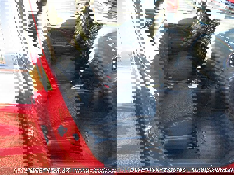 Used 2015 Nissan Versa Note SV image 14