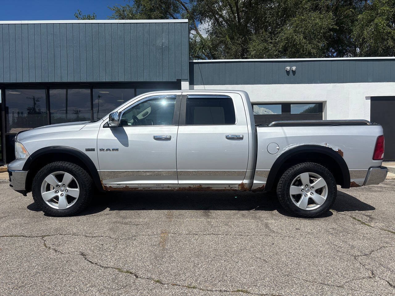 Used 2009 Dodge Ram 1500 Truck SLT w/ Big Horn Regional Pkg AWD/4WD image 12