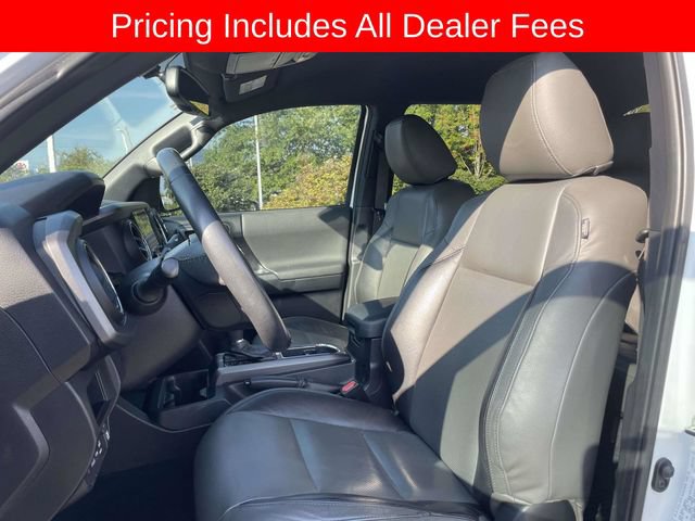 Used 2017 Toyota Tacoma TRD Sport w/ Tow Package (A/T) AWD/4WD image 22