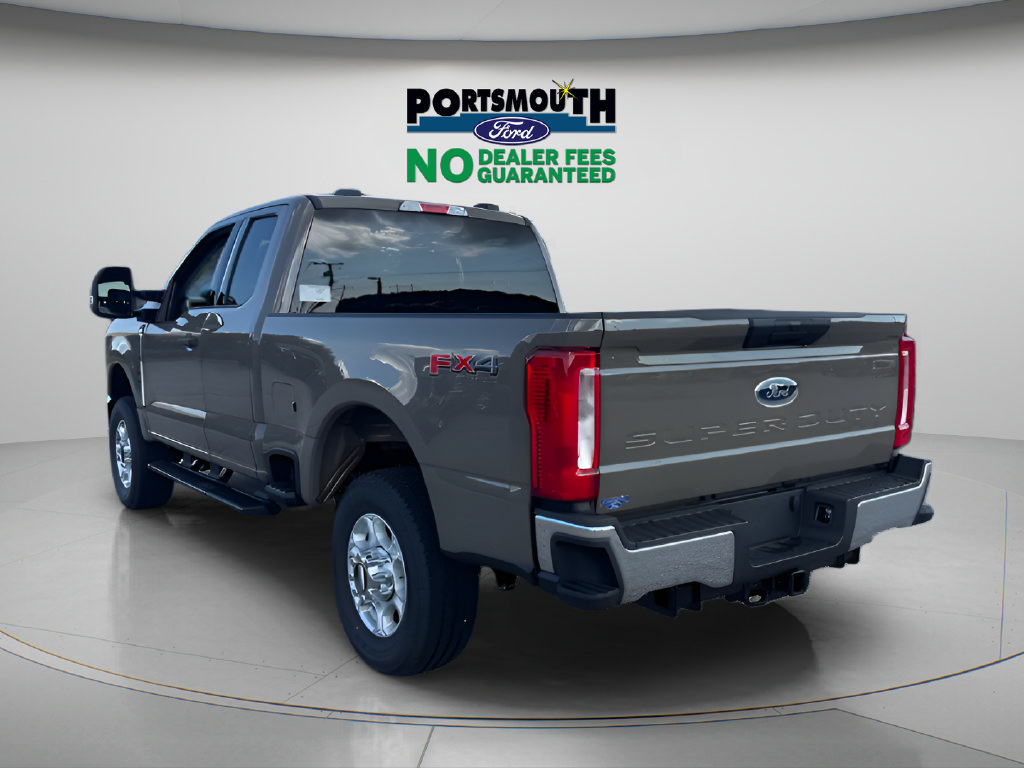 New 2026 Ford F250 XLT w/ FX4 Off-Road Package AWD/4WD image 19