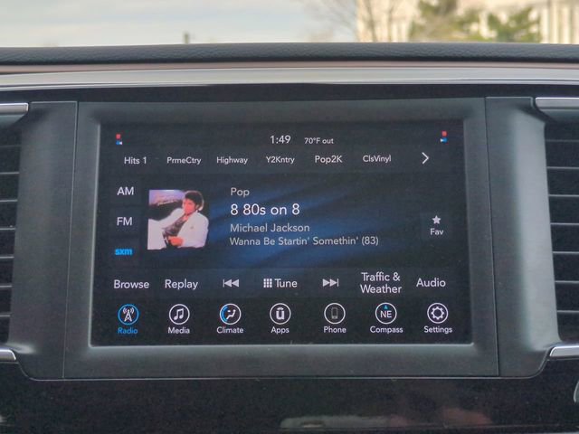 Used 2018 Chrysler Pacifica Touring w/ Security Group image 18