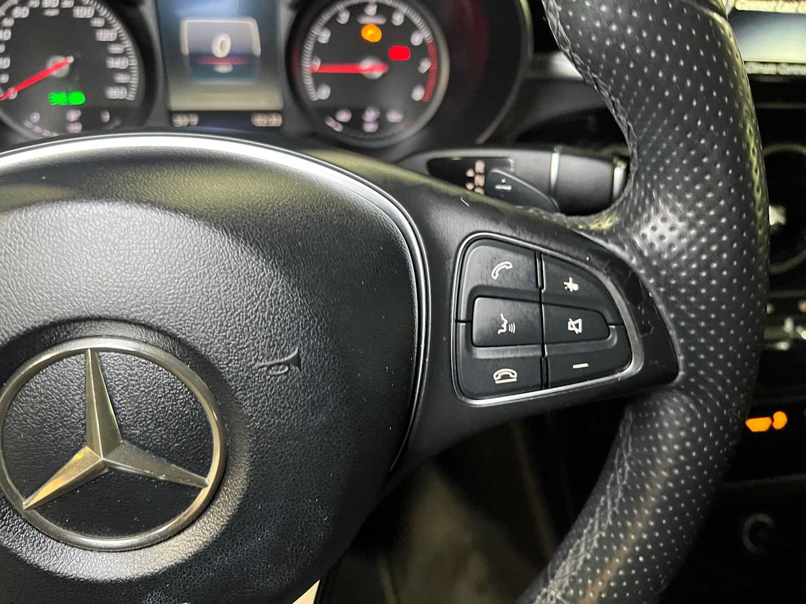 Used 2016 Mercedes-Benz C 300 4MATIC Sedan image 25