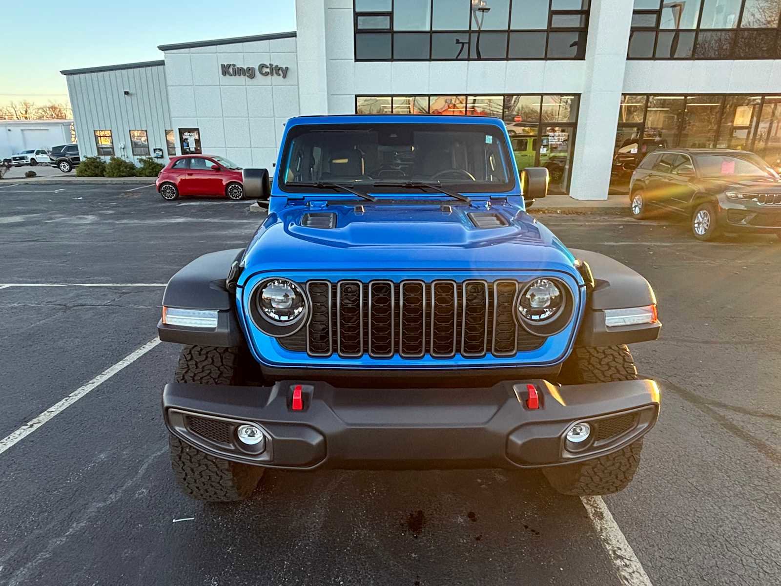 Used 2024 Jeep Wrangler Unlimited Rubicon image 2