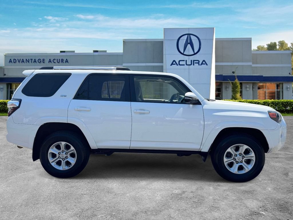 Used 2023 Toyota 4Runner SR5 Premium w/ Moonroof Package AWD/4WD image 4