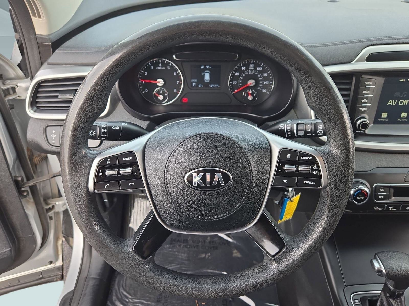 Used 2019 Kia Sorento LX image 13