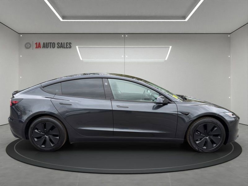 Used 2024 Tesla Model 3 Long Range RWD image 6