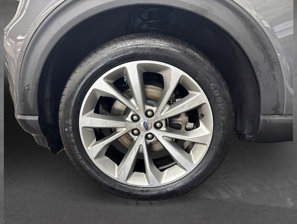 Used 2021 Ford Explorer Platinum w/ Equipment Group 601A image 12