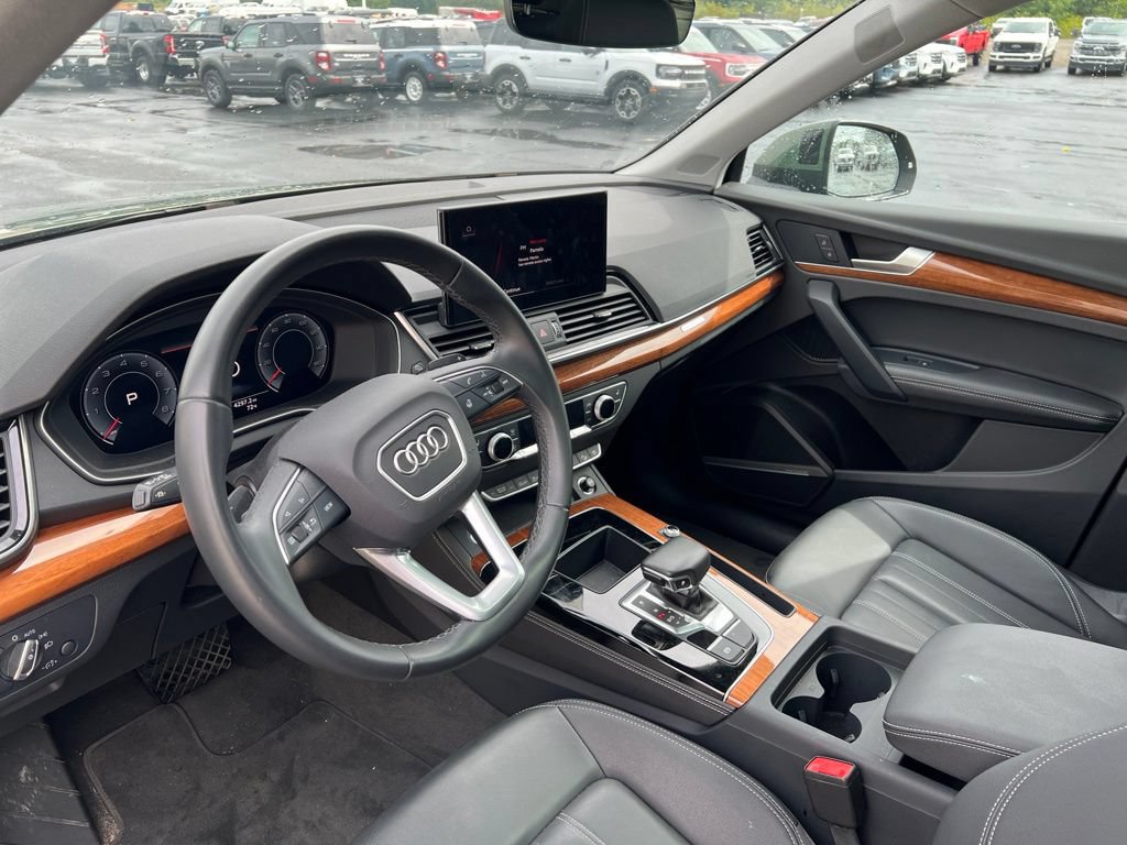 Used 2024 Audi Q5 2.0T Premium Plus w/ Premium Plus Package AWD/4WD image 5