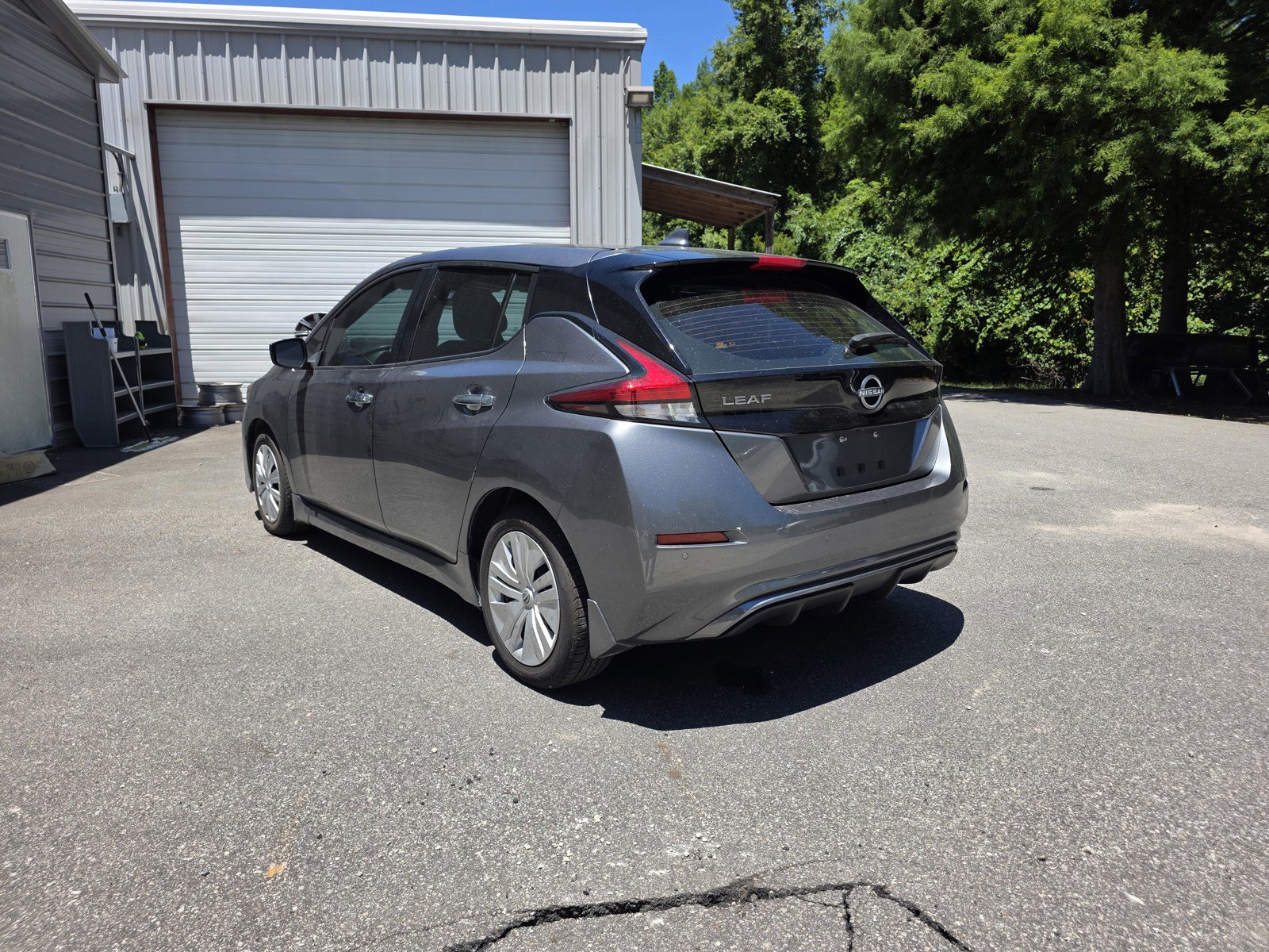 Used 2024 Nissan Leaf S FWD image 7