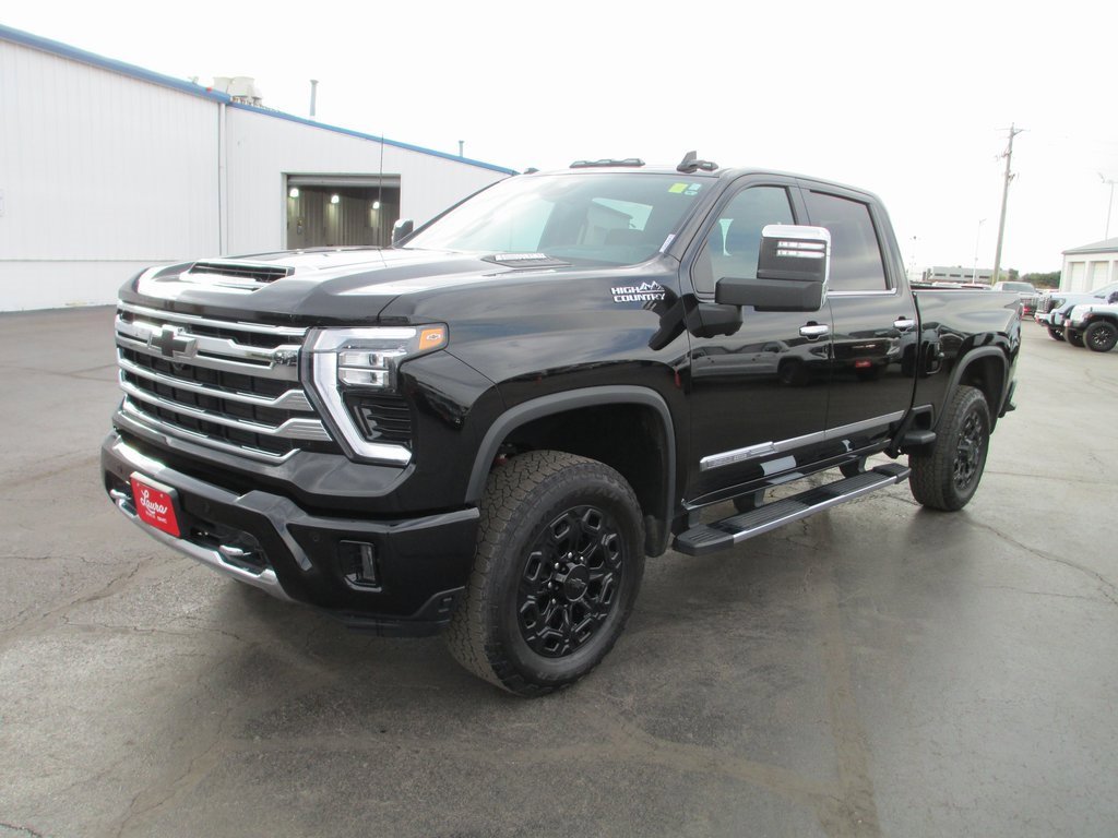 Certified 2024 Chevrolet Silverado 2500 High Country w/ High Country Premium Package image 10
