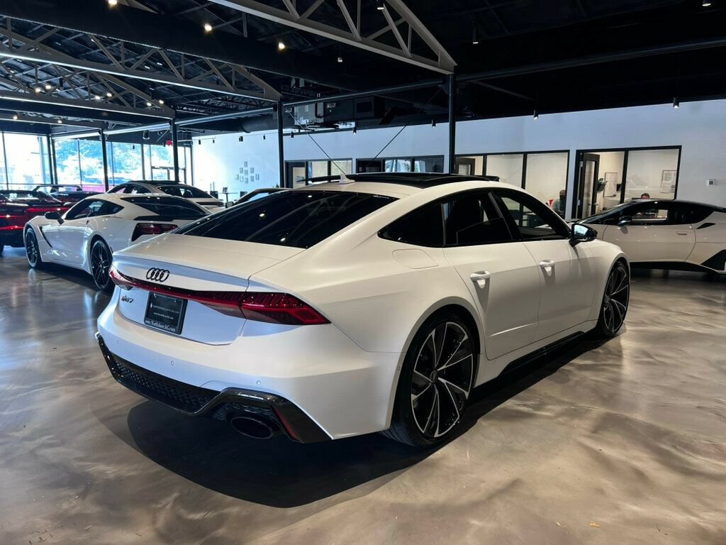 Used 2023 Audi RS 7 Sportback AWD/4WD image 5
