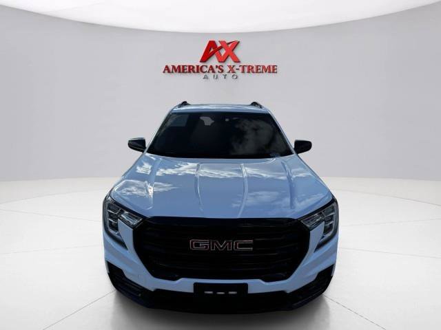 Used 2023 GMC Terrain SLE w/ Driver Convenience Package FWD image 10