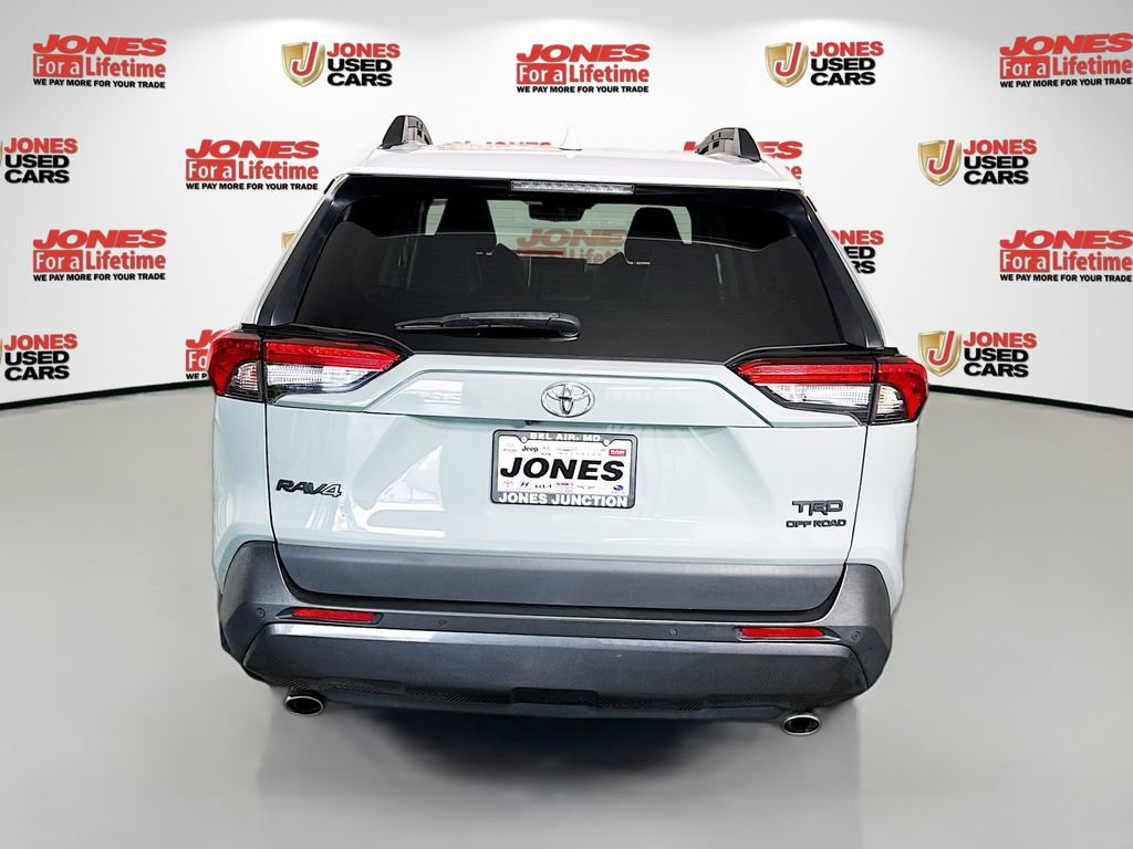 Certified 2020 Toyota RAV4 TRD Off-Road AWD/4WD image 17