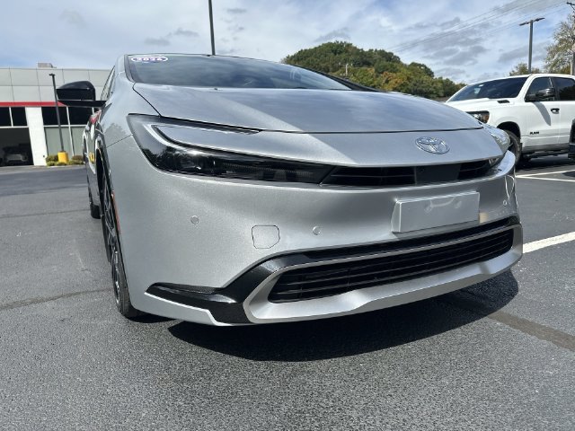Used 2026 Toyota Prius Plug-In Hybrid w/ Limited Premium Package FWD image 11