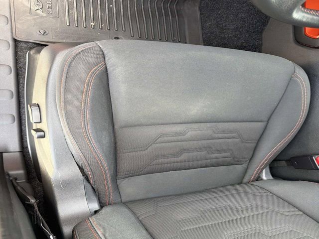Used 2023 Nissan Frontier PRO-4X w/ Pro Convenience Package AWD/4WD image 9