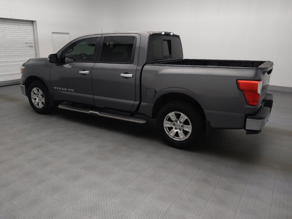 Used 2019 Nissan Titan SV RWD image 3