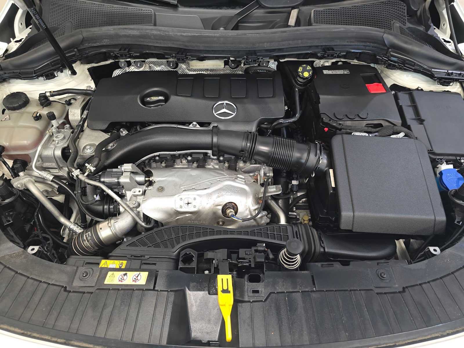 Used 2021 Mercedes-Benz GLA 250 4MATIC image 9