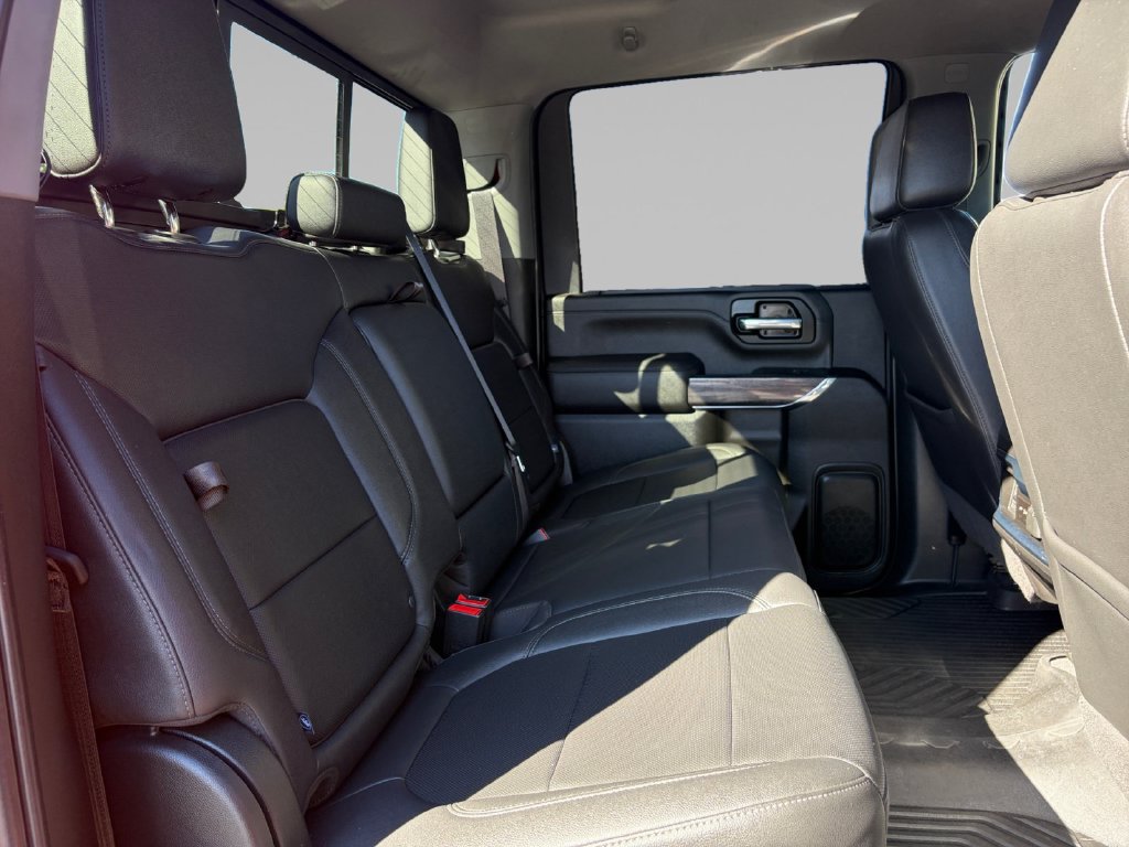 Used 2022 Chevrolet Silverado 3500 LTZ AWD/4WD image 16