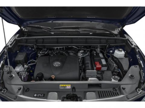 Used 2022 Toyota Highlander XLE FWD image 12