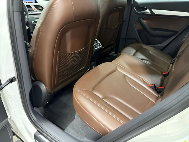 Used 2018 Audi Q3 2.0T Premium FWD image 32