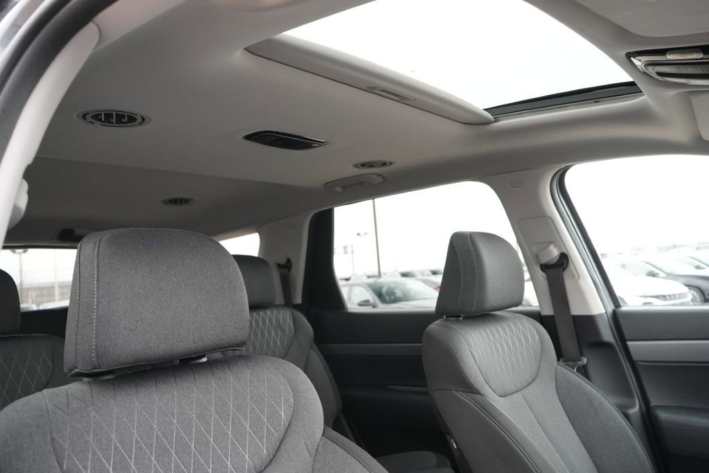 Used 2022 Hyundai Palisade SEL image 13