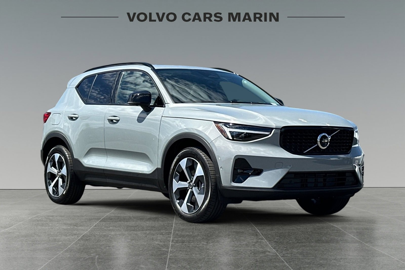 New 2026 Volvo XC40 B5 Plus w/ Protection Package Premier image 9