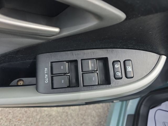 Used 2014 Toyota Prius Four w/ Solar Roof Package FWD image 20