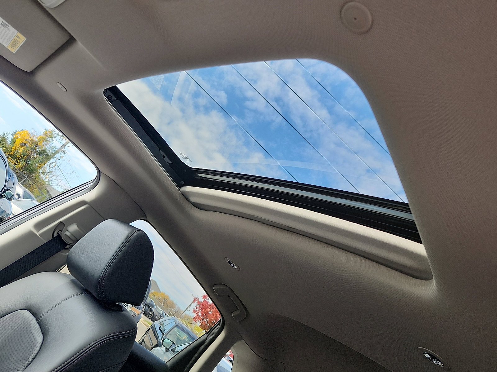 New 2026 Honda HR-V EX-L image 10