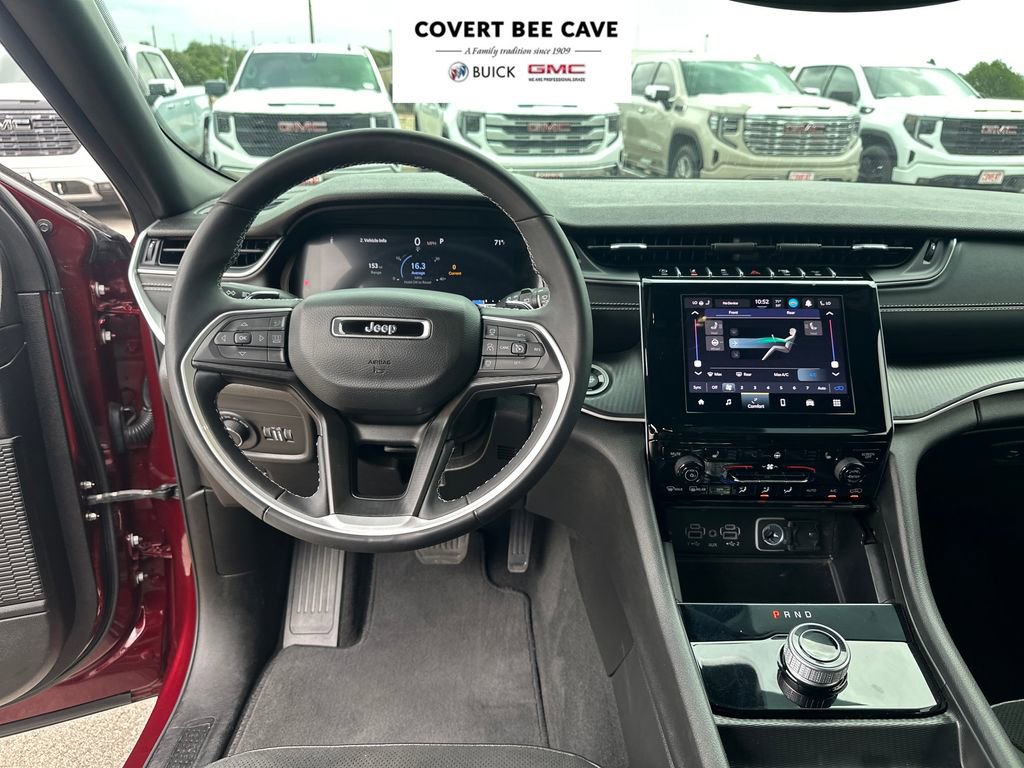 Used 2023 Jeep Grand Cherokee L Altitude image 14