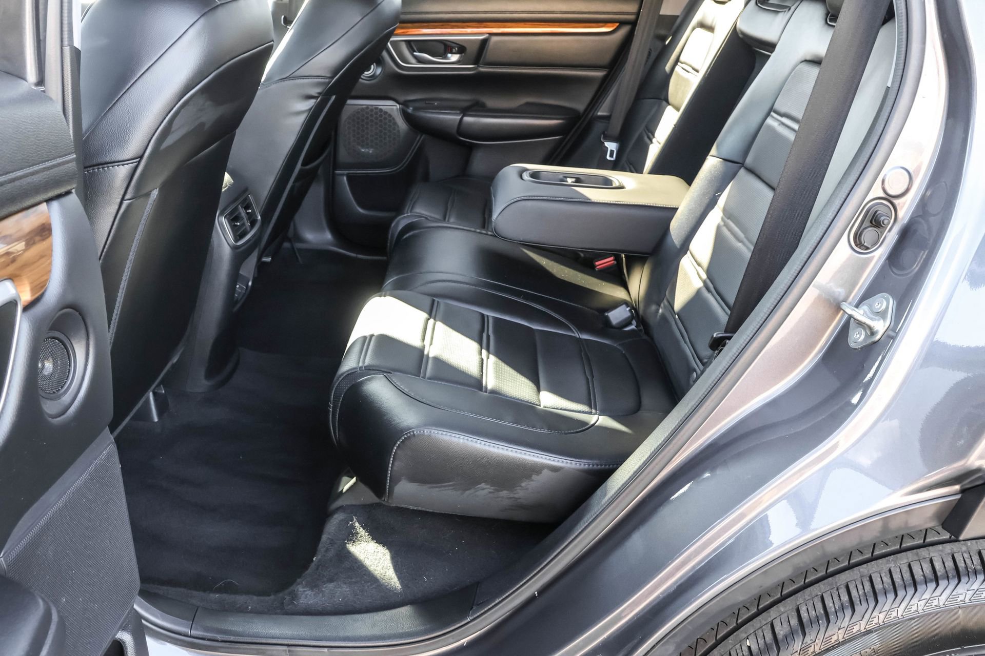 Used 2020 Honda CR-V Touring image 35