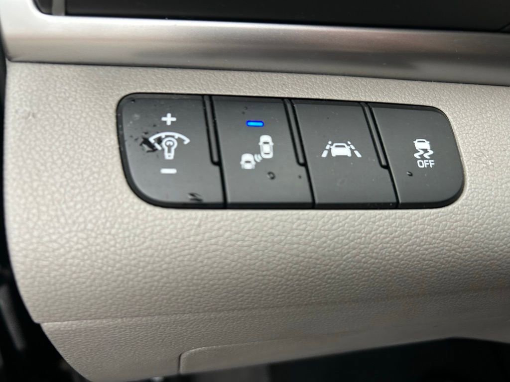 Used 2020 Hyundai Elantra SEL w/ Cargo Package (C1) FWD image 13