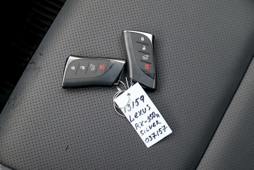 Used 2024 Lexus RX 350h w/ Accessory Package (Z1) AWD/4WD image 60
