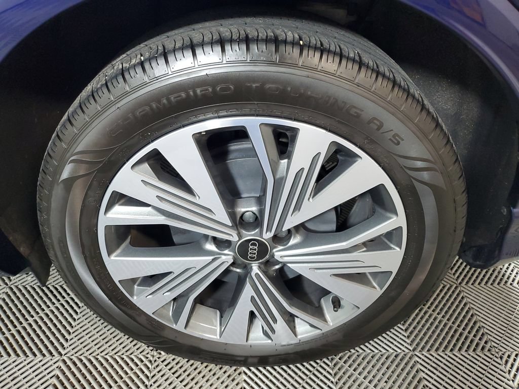 Certified 2023 Audi Q4 e-tron Premium Plus RWD image 10