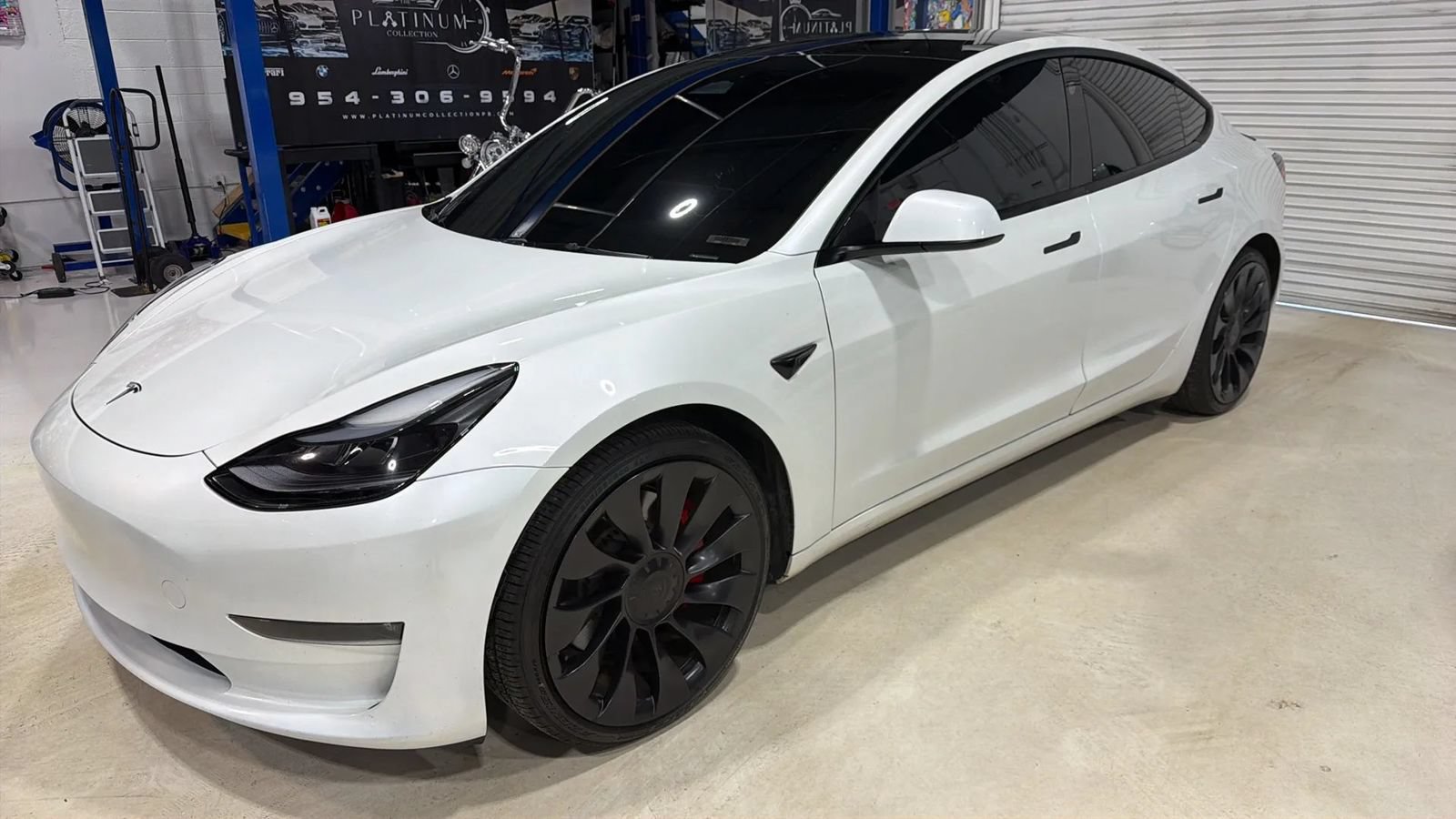 Used 2023 Tesla Model 3 Performance AWD/4WD image 2