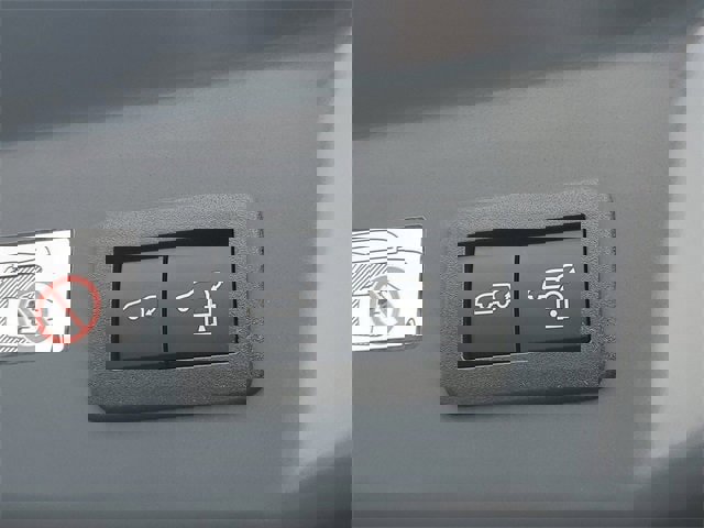 New 2026 Toyota Prius Plug-In Hybrid image 8