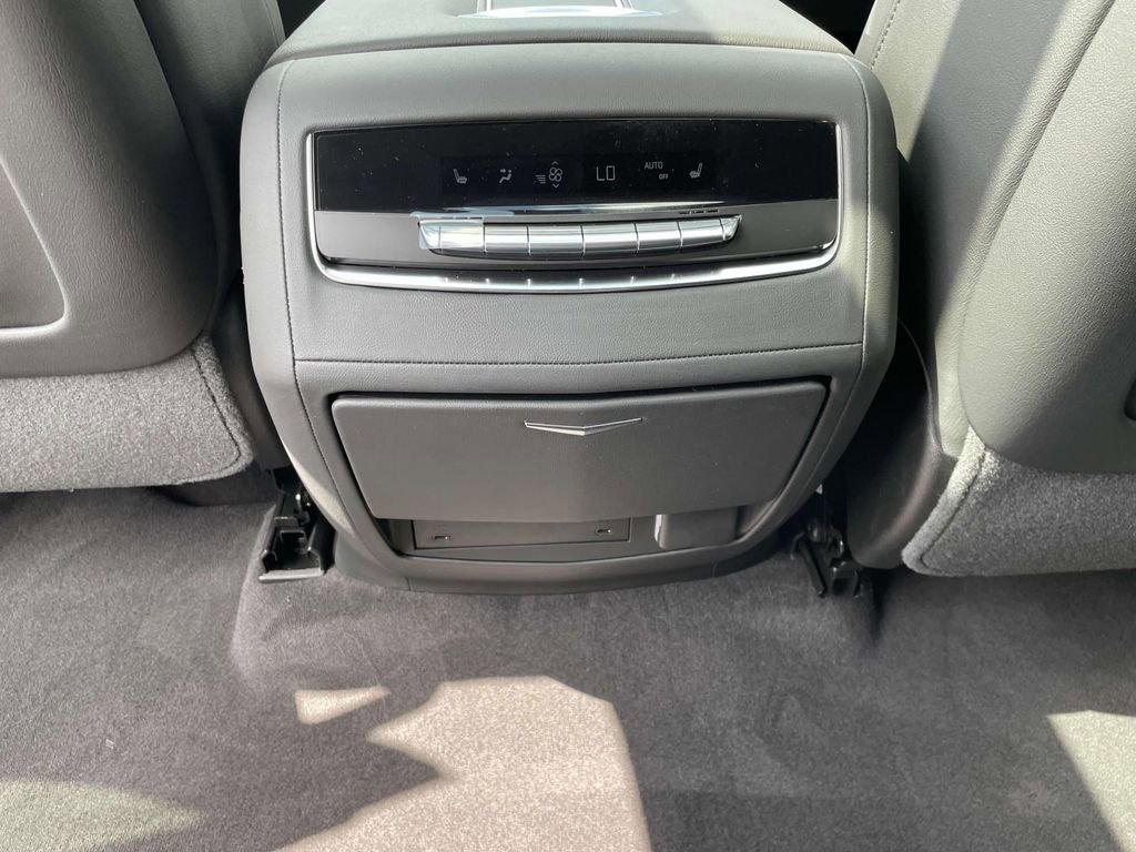 New 2025 Cadillac Escalade ESV Premium Luxury image 15