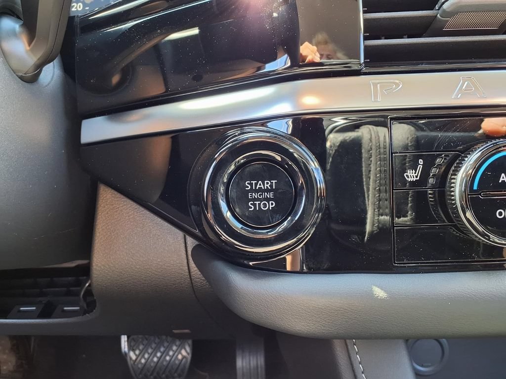 New 2026 Nissan Pathfinder SV AWD/4WD image 8