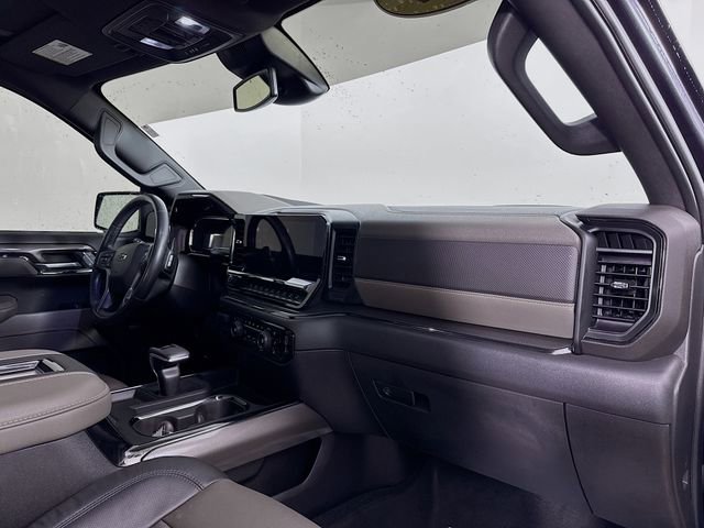 Used 2022 Chevrolet Silverado 1500 ZR2 image 30