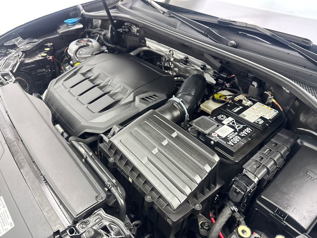 Used 2024 Audi Q3 2.0T Premium Plus w/ Premium Plus Package image 78