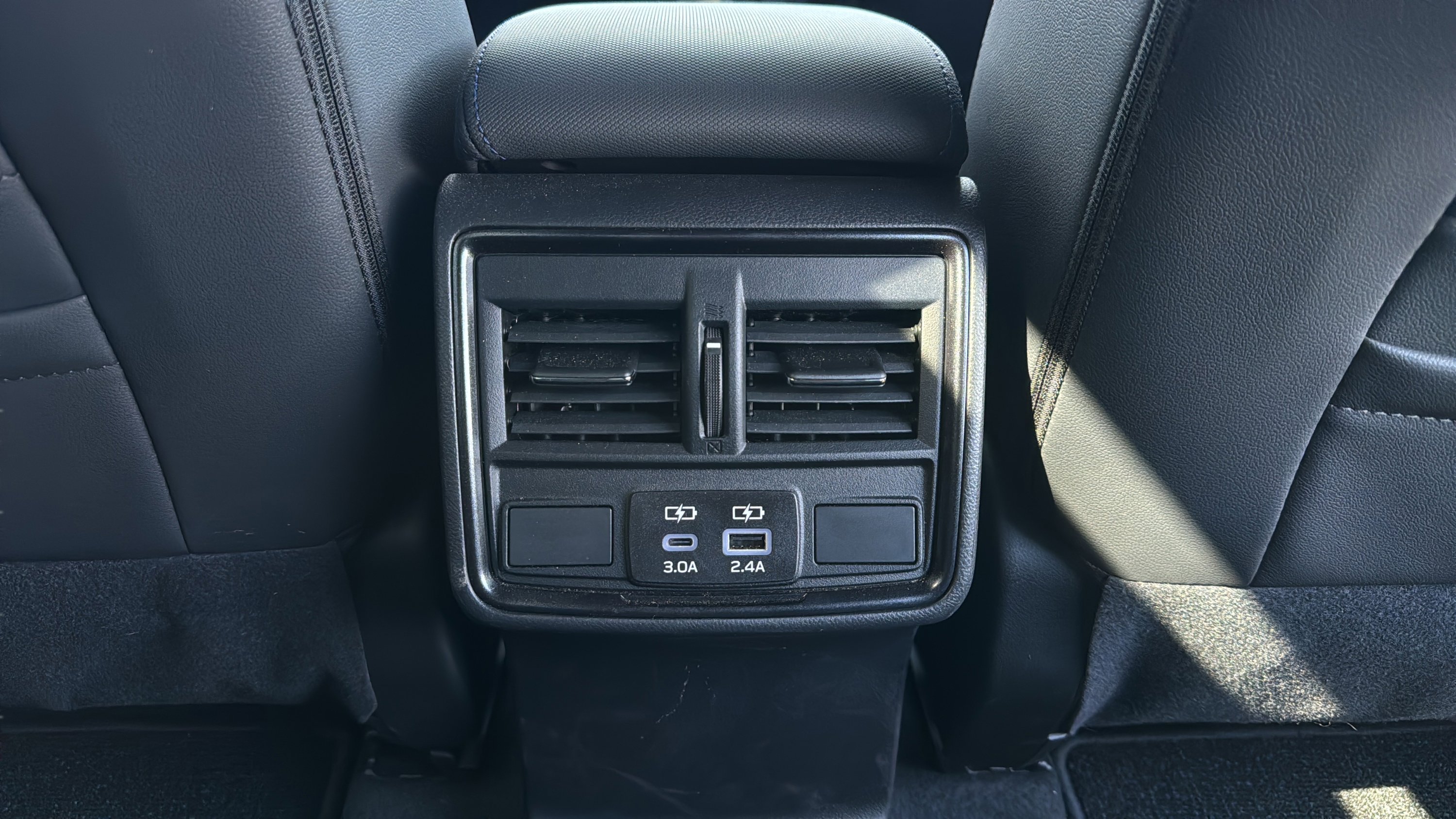 Certified 2025 Subaru Forester Limited image 27